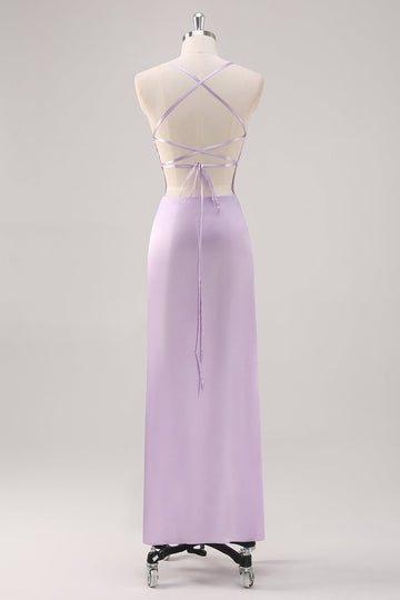 Robe formelle simple à lacets dans le fourreau lilas